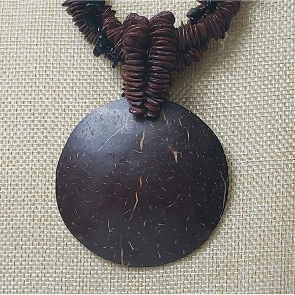 ARTISAN Coconut Shell Beaded Twist Necklace - Picture 2 of 9